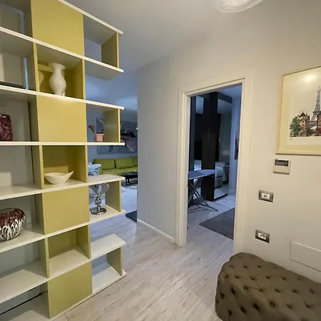 Lake Apartment Tirana Apartmán *
